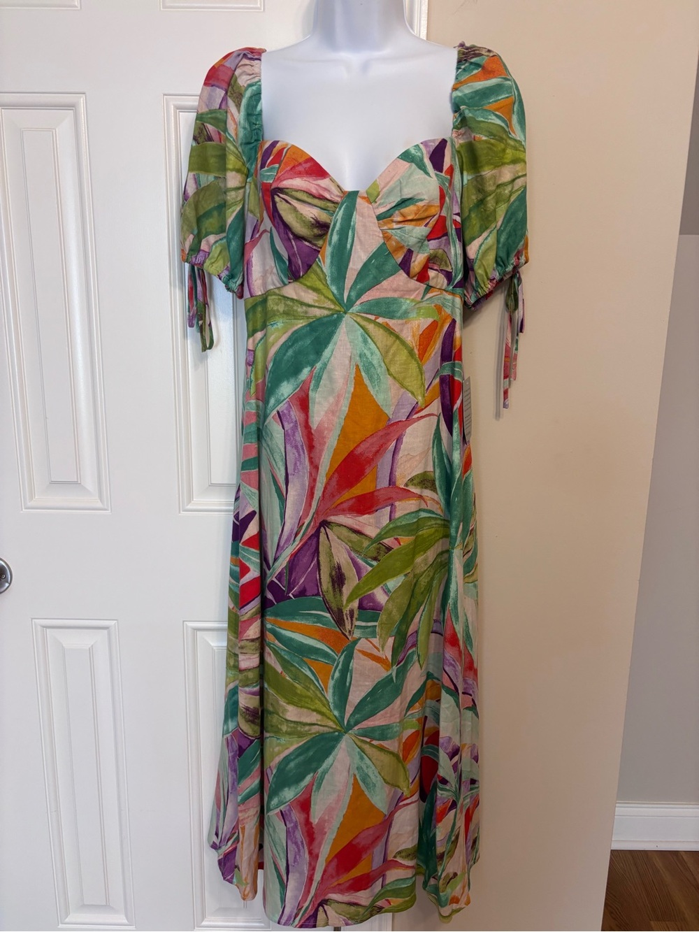NWT Charles Henry Tropical Print Dress M